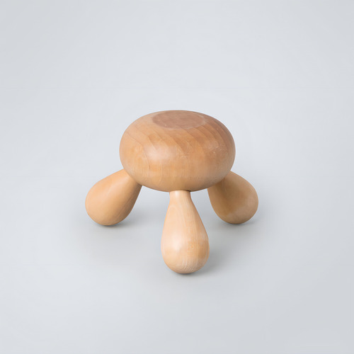 ¿Dispositivo de masaje de madera de color beige? Nico