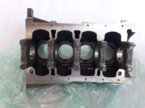 Imagem 3 de 3 de Bloco Motor 1.0 Zetec Rocam Motor Flex/gasolina