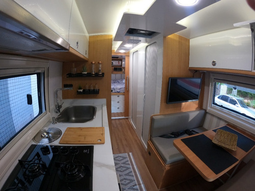 Imagem 13 de 25 de Motorhome Montagem 2022 Beleza Em Cada Detalhe