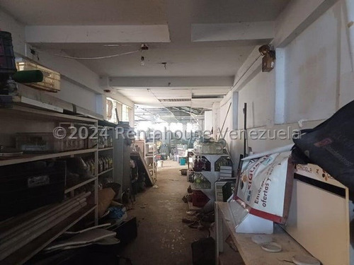 Ag. Adyacente Al Sambil, Excelente Local Comercial En Alquiler. La Candelaria Mls #24-19695