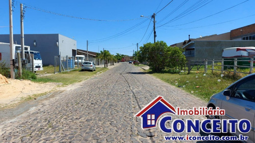 Imagem 3 de 22 de Xrc14 - Excelente Geminado Com Anexo Localizado No Centro De Imbé/rs