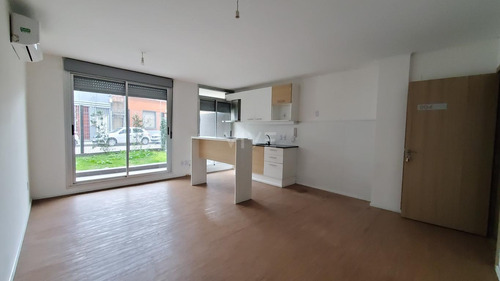 Imagen 1 de 21 de Apartamento 2 Dormitorios En Pb Con Patio. La Blanqueada.004