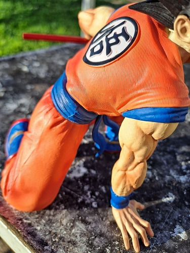 Figura Goku Base Dragon Ball Z Baculo Magico Anime 17cm
