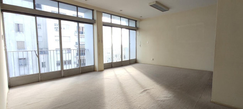 Imagen 2 de 12 de Alquiler Apartamento 2 Dormitorios Mas Servicio En El Centro