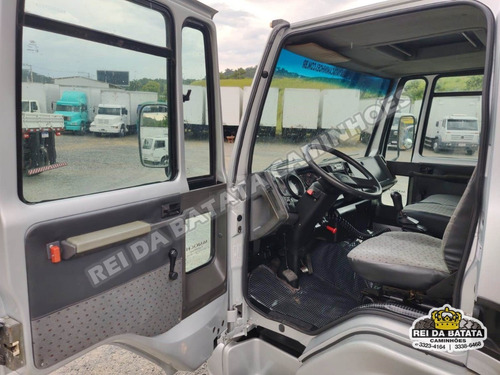 Imagem 9 de 15 de Ford Cargo 815 S Turbo Intercooler Baú 6,20 M 2005