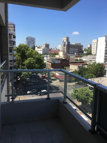 Imagen 4 de 16 de Av. Diaz Velez Al 5200 Mono Ambientes Amenites