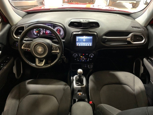 Imagen 14 de 17 de Jeep Renegade 2020 1.8 Sport