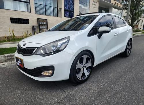 Kia Rio Ub Ex Full 1.4 Mt Techo!!