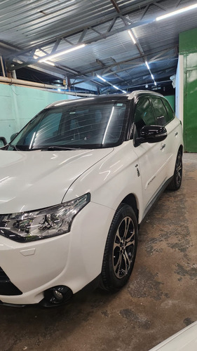 Mitsubishi Outlander 3.0 V6 Gt 4wd 5p