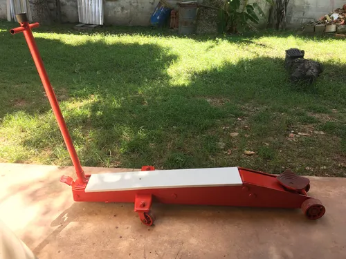 Gato Caimán Mega De 5 Ton. (Usado)