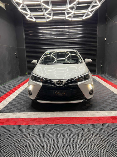 Toyota Yaris 1.5 107cv Xls Cvt