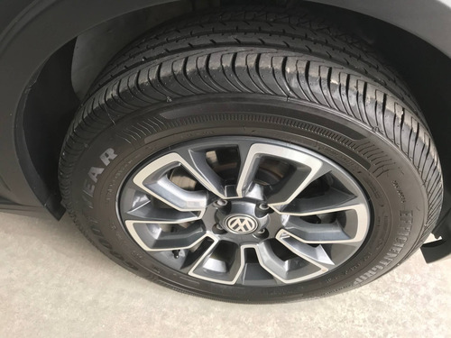 Imagem 8 de 15 de Vw Saveiro 1.6 Cross Cd - 2019
