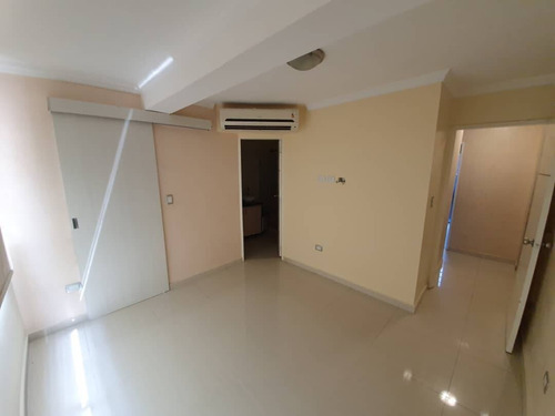 Imagen 11 de 23 de Townhouse Altos De Aricagua Código 137209 El Rincon Mañongo Vende Yackeline Tovar 04145831984