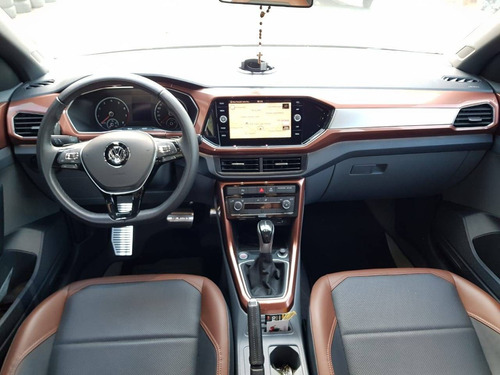 Imagem 7 de 15 de Volkswagen T-cross 1.0 200 Tsi Total Flex Comfortline