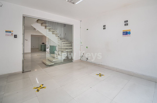 Imagen 8 de 25 de Edificio Exclusivo Para Oficina, 4 Niveles, Local A La Call