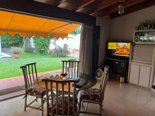 Imagen 23 de 30 de En Venta Casa Oportunidad El Peñon 340m2 4h 5b 4p Jardin Privacidad