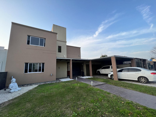 Funes Cantegril Casa En Cantegril