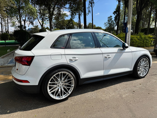 Audi Q5 2.0 L T Dynamic Dsg