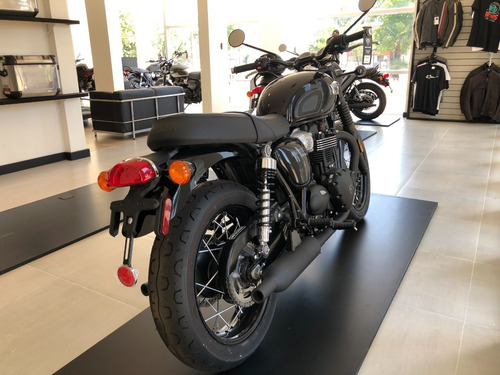 Triumph Bonneville T100 Black