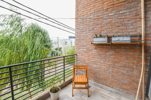 Imagen 5 de 30 de Departamento De 2 Dormitorios En Venta - Duplex - Tierra Nueva - Fisherton