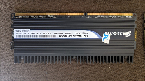 Imagem 6 de 8 de Memoria Corsair Dominator Ddr3 1600mhz 4x4 16gb