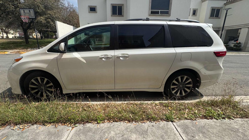 Toyota Sienna 3.5 Xle Piel At