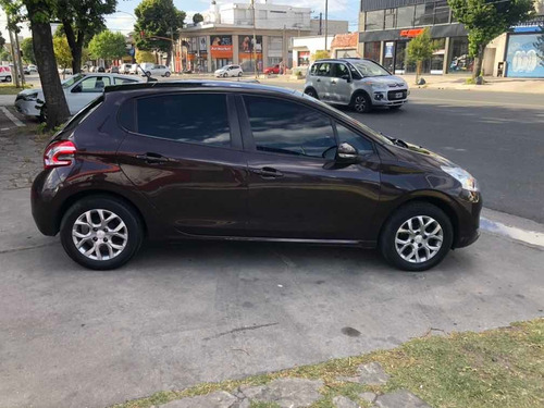 Peugeot 208 Allure 1.6 Tiptronic