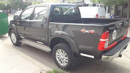 Toyota Hilux Srv 3.0 4x4