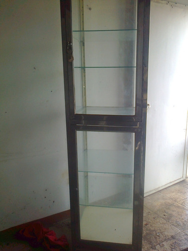 Vitrina Exhibidora De Vidrio Y Acero