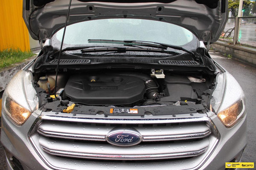 Ford Escape 2.0 TITANIUM 245hp 4X4