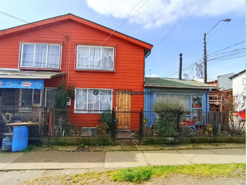 Casa En Venta De 4 Dorm. En Frutillar