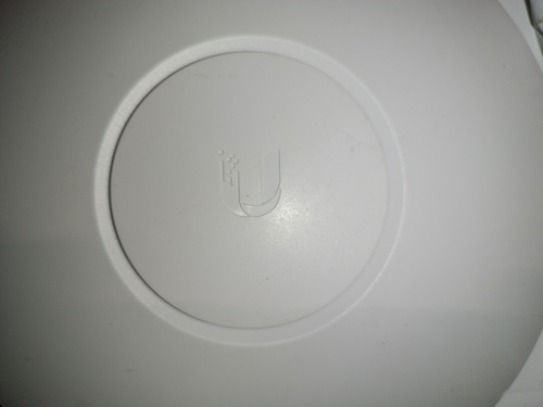 Antena Ubiquiti Unifi Ap Lr Con Base Y Poe (Usado)