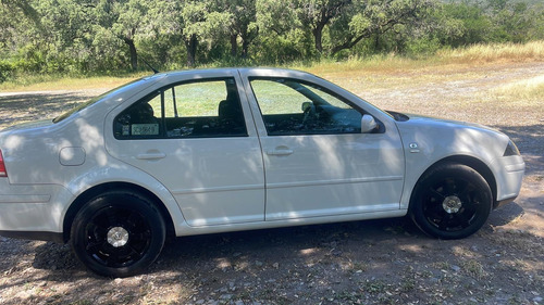 Volkswagen Jetta Clásico 2.0 Cl Team At