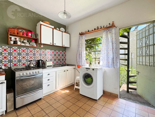 Venta Ph 4 Ambientes En Planta Baja Y Primer Piso En Villa Sarmiento