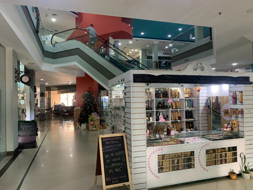 Oportunidad Alquiler Local/stand Comercial En Pilar Point, Pilar Centro