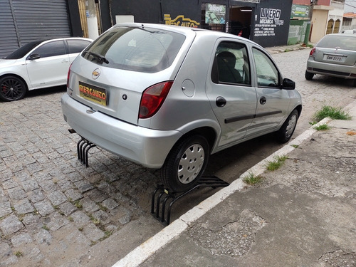 Imagem 9 de 10 de Chevrolet Celta 2007 1.0 Spirit Flex Power 5p