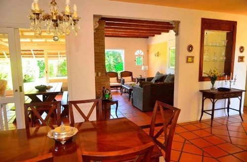 Casa En Alquiler Por Temporada De 3 Dormitorios En Playa Mansa