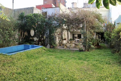 Casa En Venta Moron Centro En Terreno De 10 X 30 Fot 2