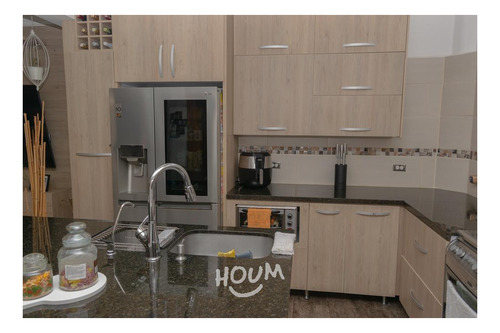 Imagen 8 de 30 de Casa En Miravalle. 4 Habitaciones, 160 M²