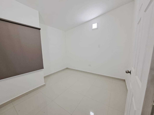 Imagen 16 de 20 de Rosaura Cortez Vende Apartamento Duplex En San Diego Res. Cumbres De San Diego Cerca De Fin De Siglo