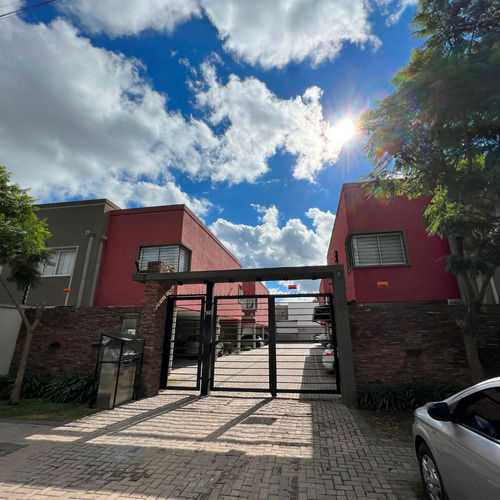 Imagen 2 de 5 de Cochera En Venta En Bella Vista