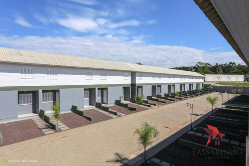 Imagem 28 de 30 de Sobrado Com 2 Dormitórios À Venda, 98 M² Por R$ 450.000,00 - Centenário - Torres/rs - So0203