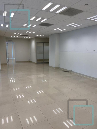 Imagen 14 de 24 de Oficina - Zona Valle Oriente Sur