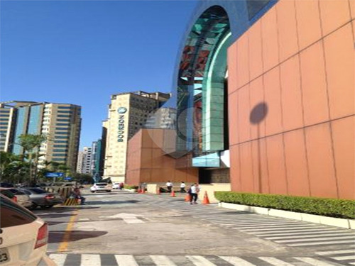 Imagem 11 de 19 de Ponto Comercial No Shopping Ibirapuera Piso Campo Belo. - Reo654673