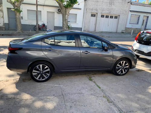 Nissan New Versa Exclusive Cvt