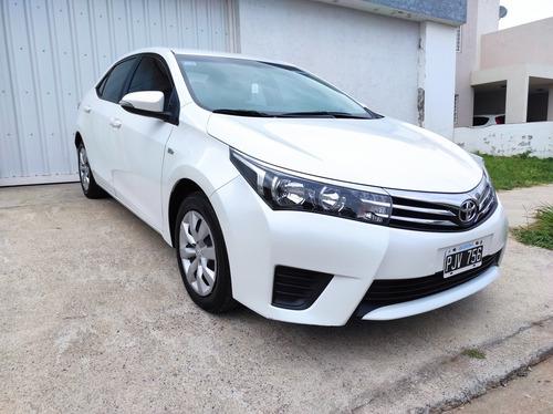 Toyota Corolla 2016 1.8 Xli Cvt 140cv