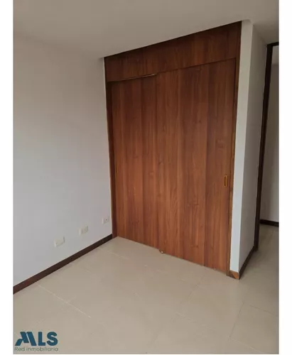 Apartamento En Excelente Ubicación.(mls#254231)