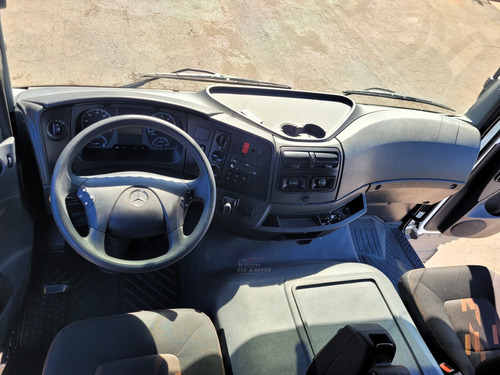 Mercedes Benz Atego 3030 8x2 Ano 2022/22 Baú Frigorífico