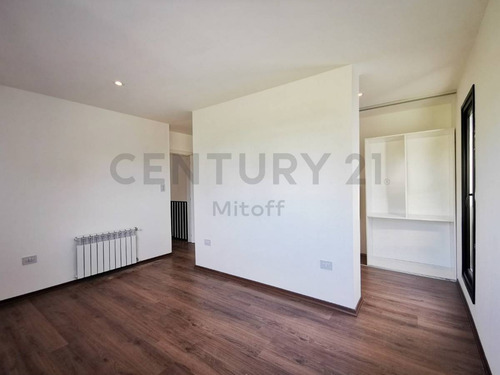 Imagen 14 de 23 de Dúplex En Venta De 3 Dormitorios En Gonnet, La Plata