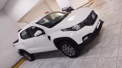 Fiat Strada 1.4 8v Freedom Cd